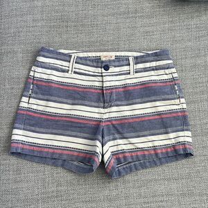 Gap Shorts Womens Size 4‎ Red White and Blue Striped 4 Inch Chinos